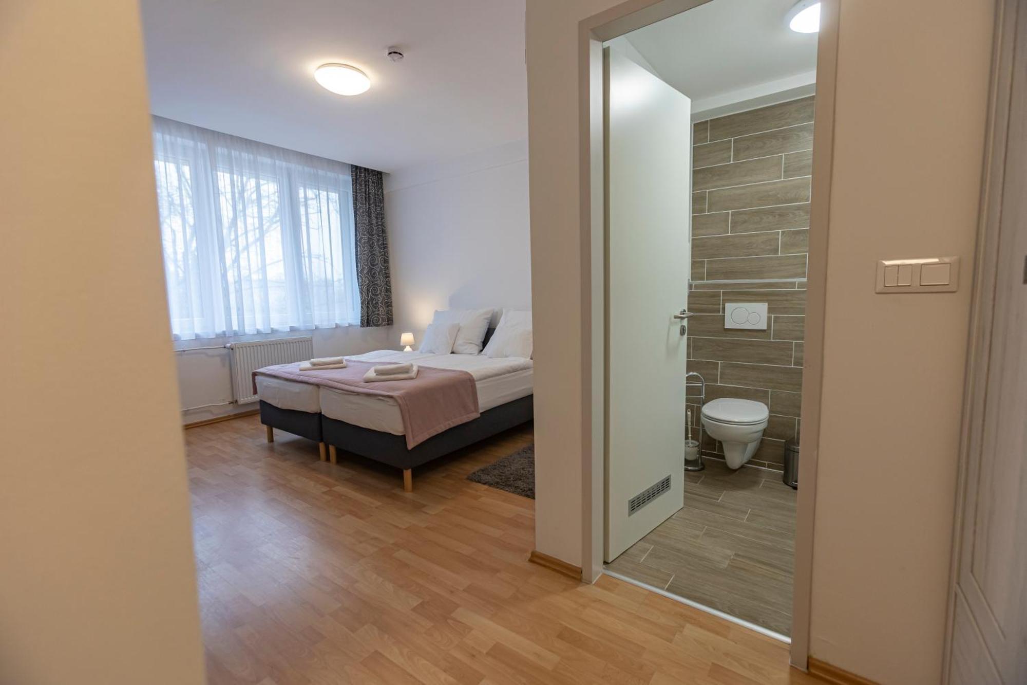 Harangtorony Szálló Kőszeg Exterior foto